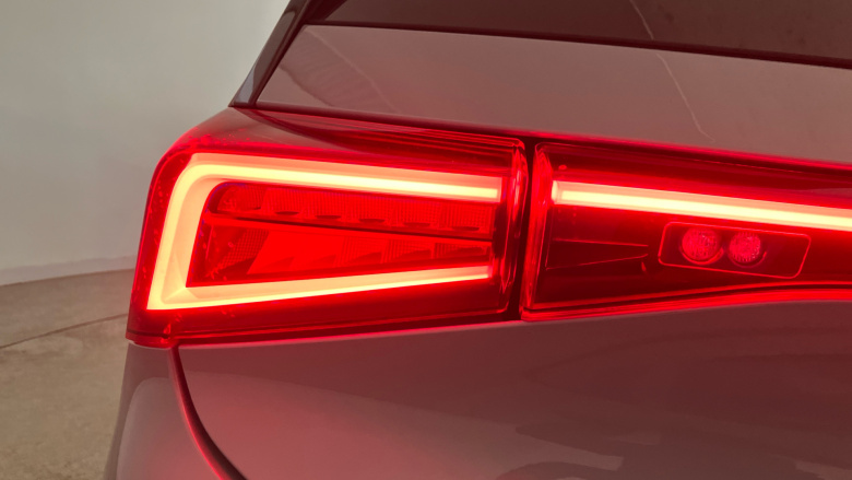CUPRA Born 170kW e-Boost V1 59kWh 5dr Auto Electric Hatchback